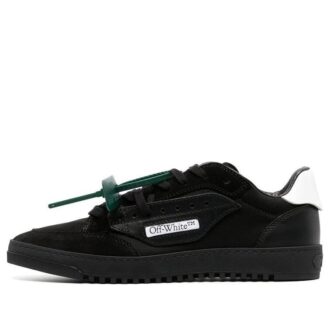 5.0 Zapatillas de caña baja «Negro Blanco»