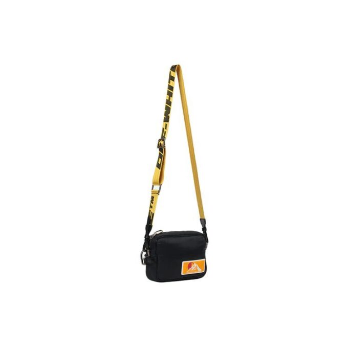 Bolso bandolera acolchado negro