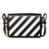 Bolso de hombro con microetiqueta y rayas de desaceleración en blanco roto, negro