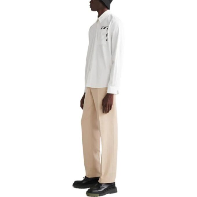 Camisa blanca de manga larga con estampado de rayas diagonales y bolsillos para hombre de Off-White, colección FW22