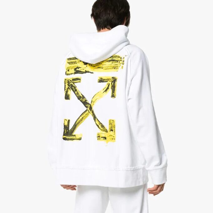 Camisa blanca holgada con cordón y degradado de flechas