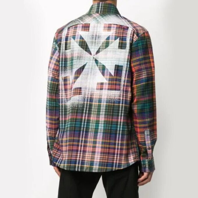 Camisa de cuadros de franela con estampado serigrafiado