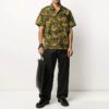 Camisa de manga corta con estampado de camuflaje, versión verde