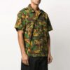 Camisa de manga corta con estampado de camuflaje, versión verde