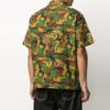 Camisa de manga corta con estampado de camuflaje, versión verde
