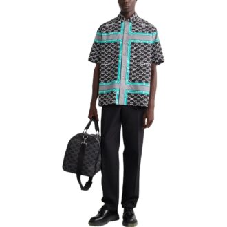 Camisa negra de manga corta holgada con solapa y estampado completo del logotipo clásico Off-White para hombre FW22