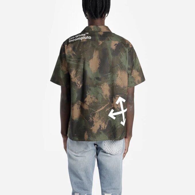 Camisa verde de pantalón corto con estampado de camuflaje para hombre de Off-White