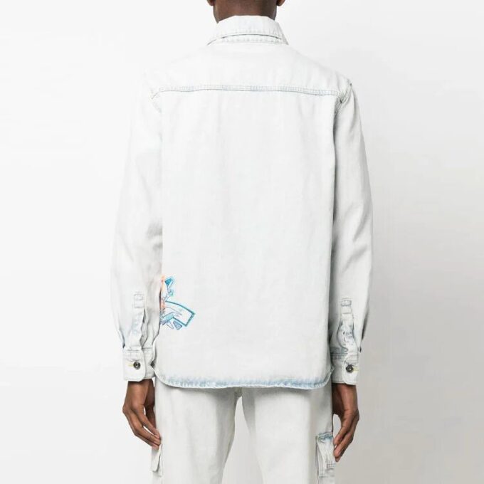 Camisas vaqueras con grafitis