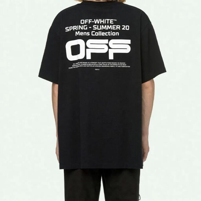 Camiseta blanca con estampado de líneas onduladas, pantalones cortos y corte holgado, color negro