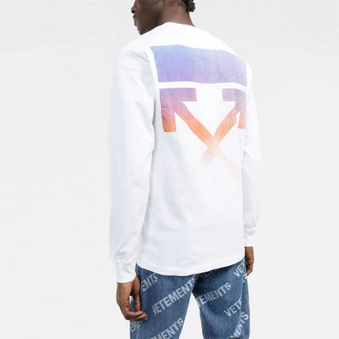 Camiseta blanca de manga larga con estampado de flechas y logotipo Off-White para hombre