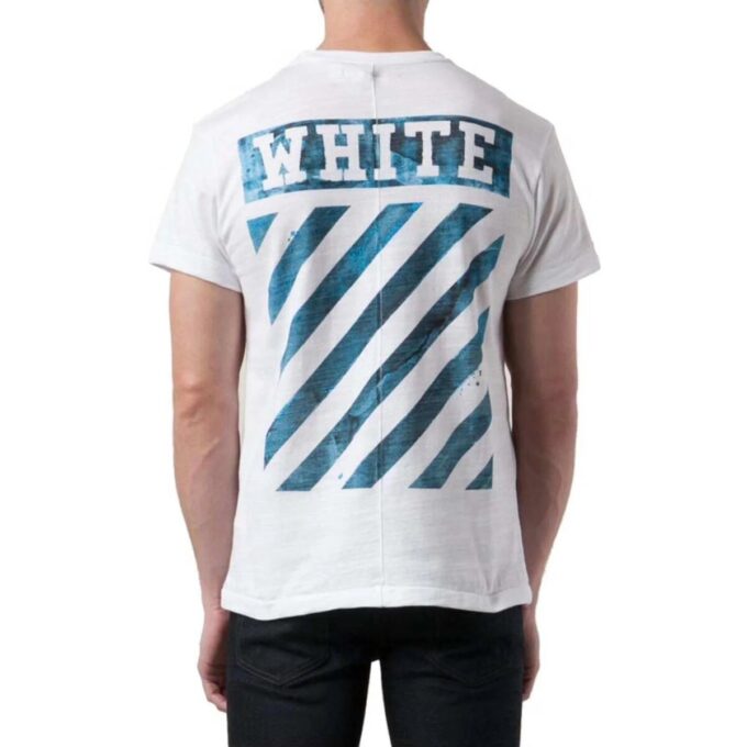 Camiseta casual de manga corta con cuello redondo y estampado de ondas alfabéticas, color blanco