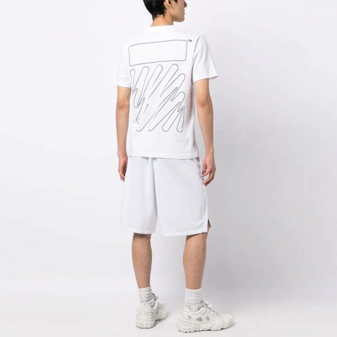 Camiseta con estampado del logotipo en diagonal