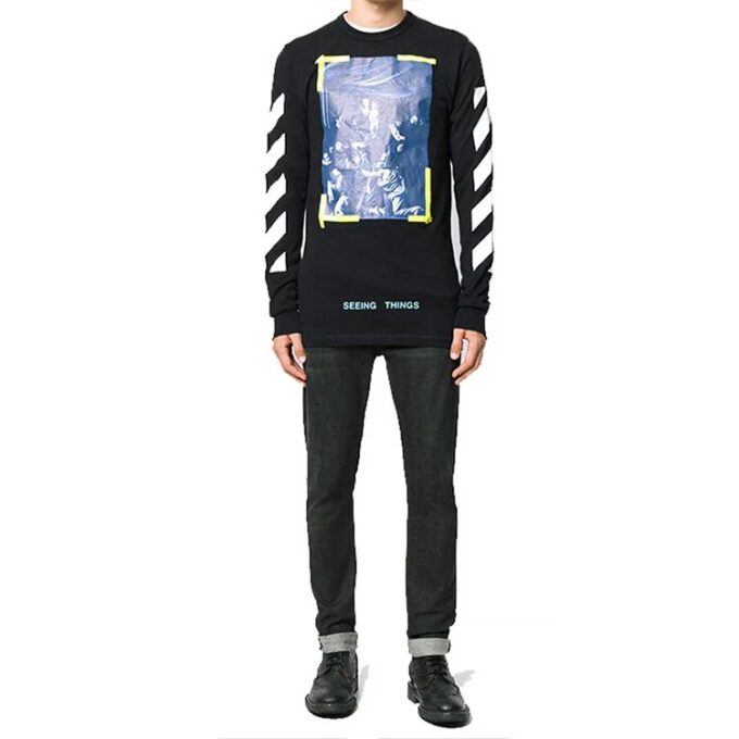 Camiseta con estampado en el pecho, manga larga, negro