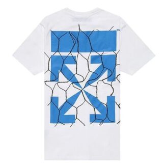 Camiseta con flechas verdes en la valla, estampado de flechas, pantalones cortos, blancos