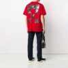 Camiseta de manga corta con estampado de flecha roja