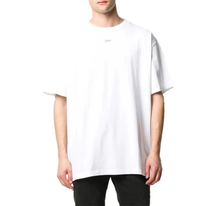 Camiseta de manga corta con estampado de flechas en blanco