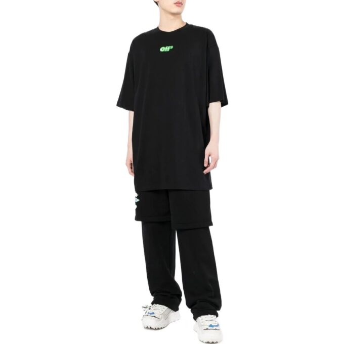 Camiseta de manga corta con estampado del logotipo «Negro»