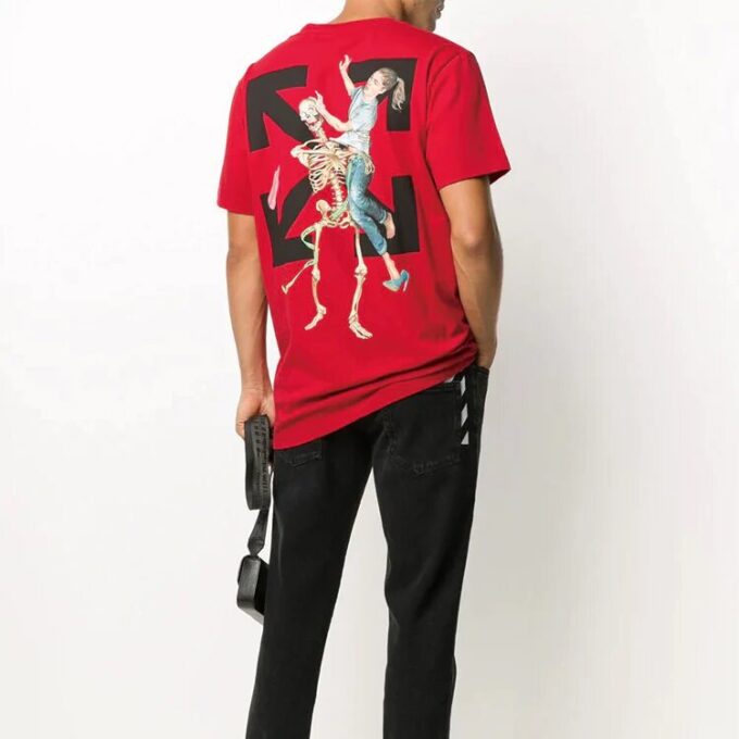 Camiseta de manga corta con estampado grande del logotipo de Pascal en rojo