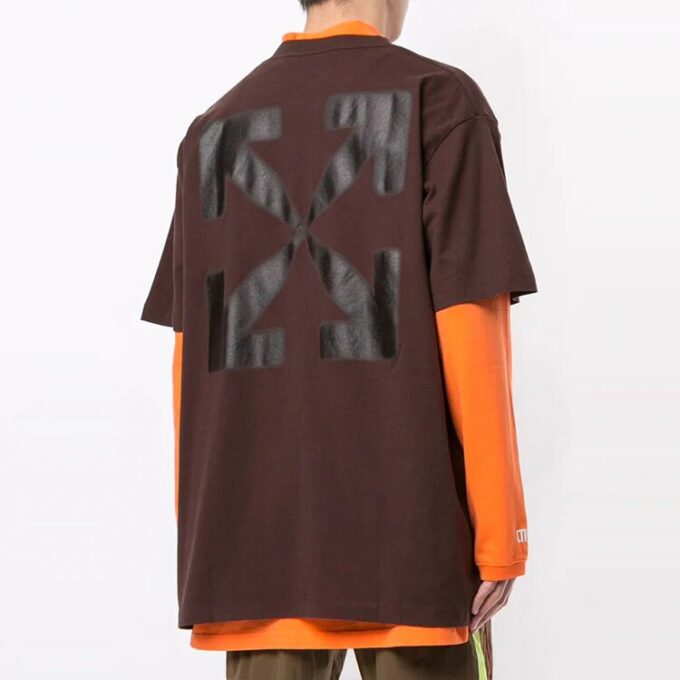 Camiseta de manga corta con estampado Off-White para hombre, color marrón