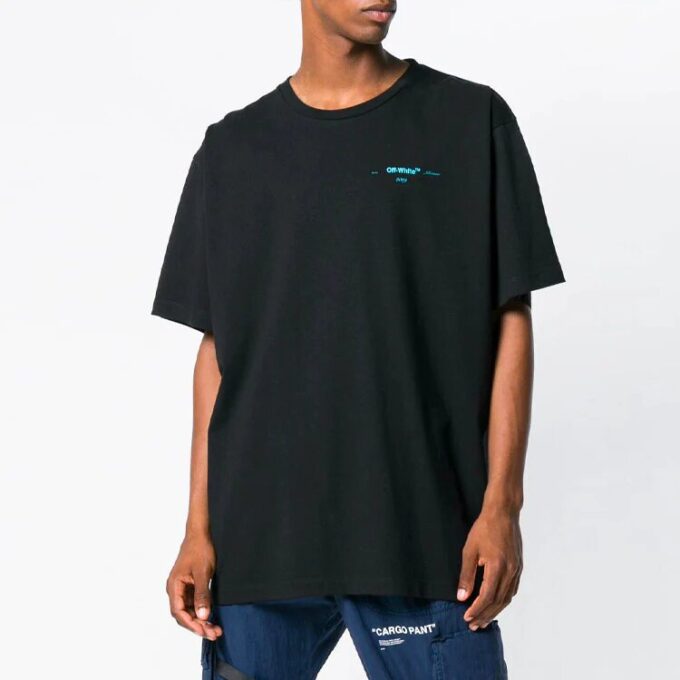 Camiseta de manga corta con flechas degradadas para hombre