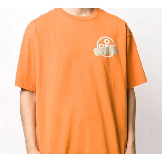 Camiseta de manga corta con parche de correa de goma Bronzing Arrow de Off-White para hombre