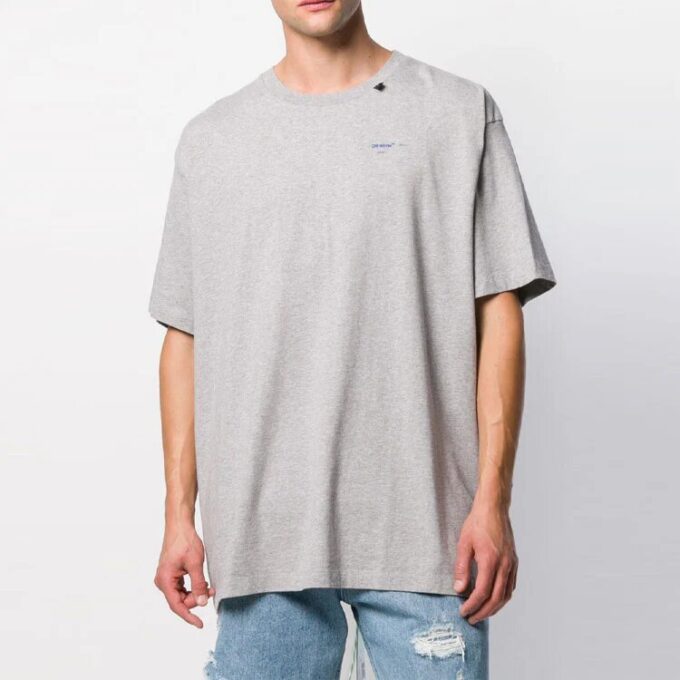 Camiseta de manga corta oversize con flechas azules