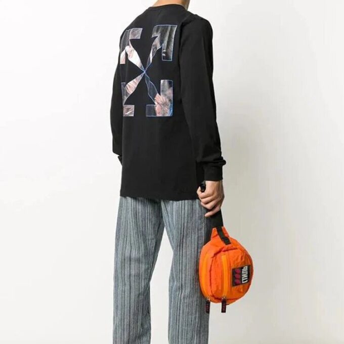 Camiseta de manga larga con cuello redondo y estampado de Virgil Caravaggio para hombre de Off-White, color negro