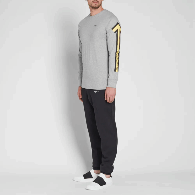 Camiseta de manga larga para hombre con estampado de Arrows en la espalda «Gris-Amarillo»