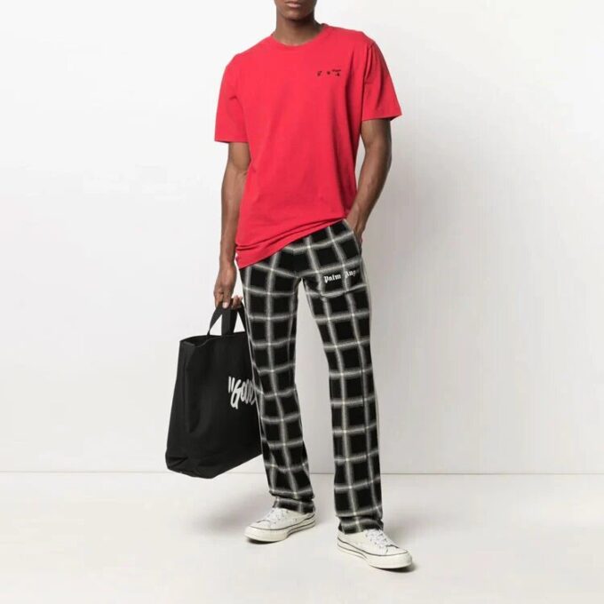 Camiseta de pantalones cortos con cuello redondo y estampado del logotipo SS21, versión roja