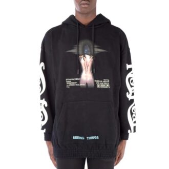 Camiseta deportiva con capucha y estampado, manga larga, corte entallado, color negro