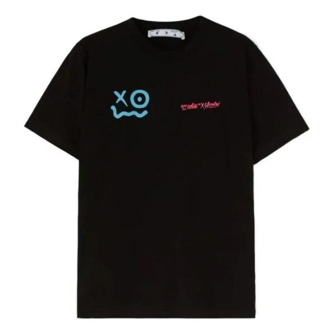 Camiseta negra de manga corta con cuello redondo y estampado de cara sonriente con el logotipo de Off-White x Andr / Crossover