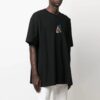 Camiseta negra de manga corta holgada con dibujo de flecha azul de la colección 21SS