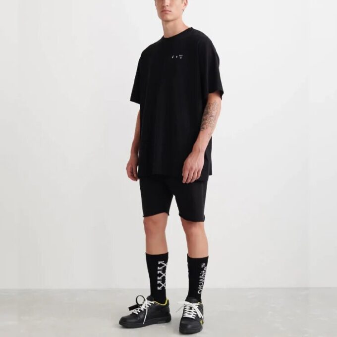 Camiseta Off-White para hombre, colección primavera-verano 2022, con estampado Caravaggio en la espalda, pantalones cortos y corte holgado, color negro