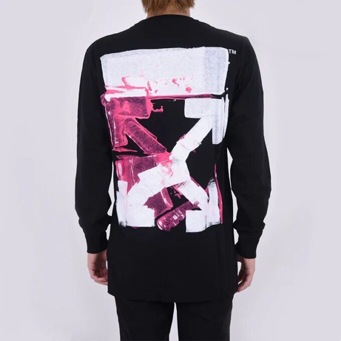 Camiseta Off-White para hombre FW21 con estampado de flechas, cuello redondo, manga larga y corte ajustado, color negro