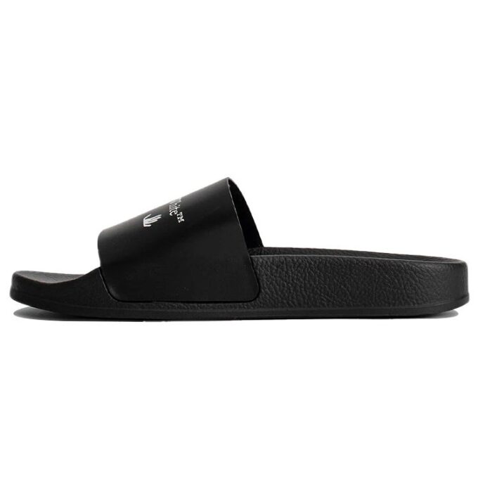 Chanclas de piscina Off-White con estampado multilogo, color negro