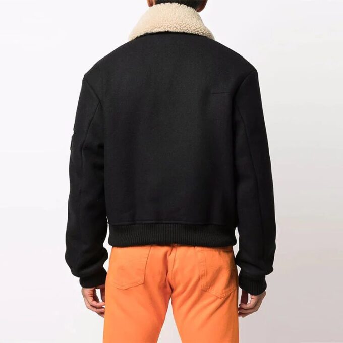 Chaqueta aviador con solapas, versión negra