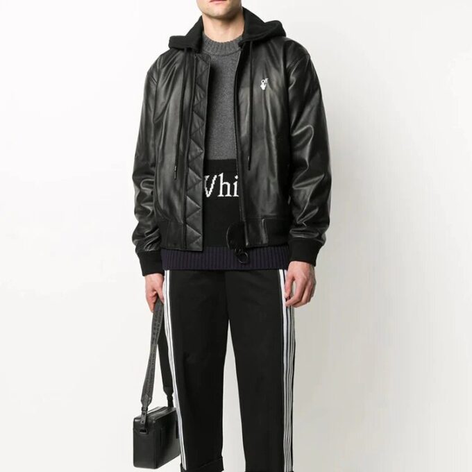 Chaqueta bomber de cuero con estampado del logotipo