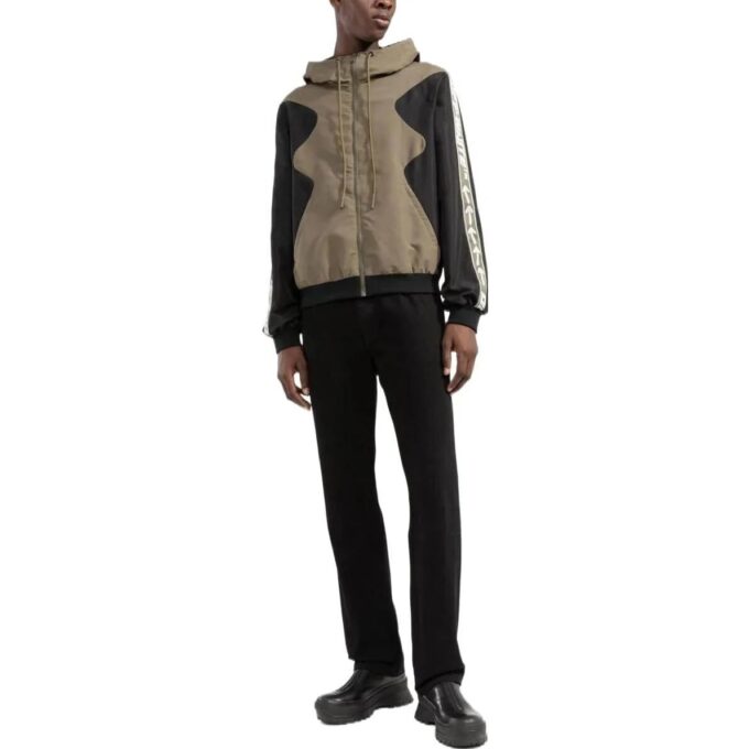 Chaqueta casual con capucha Off-White para hombre, temporada primavera-verano 2022, con colores contrastantes y detalles de costuras, versión caqui