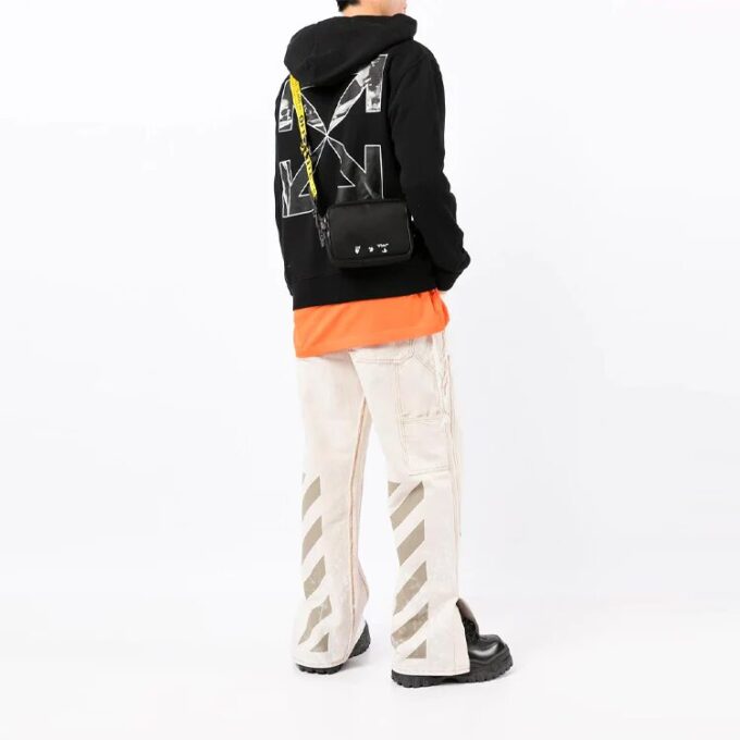 Chaqueta con capucha, cremallera y estampado FW21, corte holgado, negro