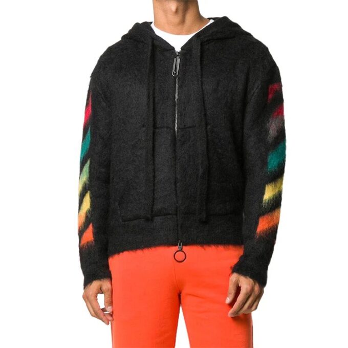 Chaqueta con capucha y cremallera de forro polar, negra