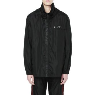 Chaqueta con capucha y estampado del logotipo de la colección SS21, color negro
