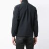 Chaqueta con cremallera, cuello alto y corte entallado, color liso, negra
