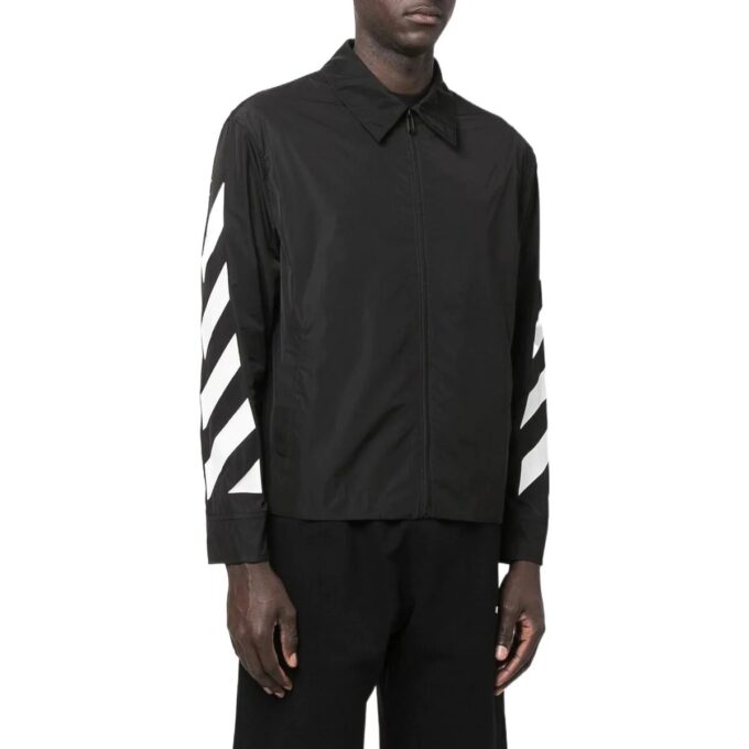 Chaqueta con cremallera en la solapa y diseño de rayas laterales en las mangas para hombre de Off-White, colección FW22, color negro