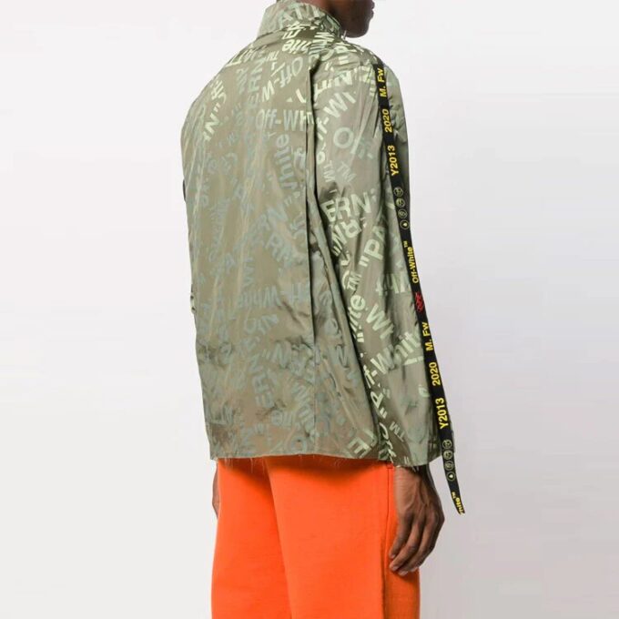 Chaqueta con cremallera y estampado de letras grandes FW21, versión verde