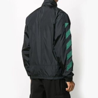 Chaqueta con cremallera y rayas diagonales FW20