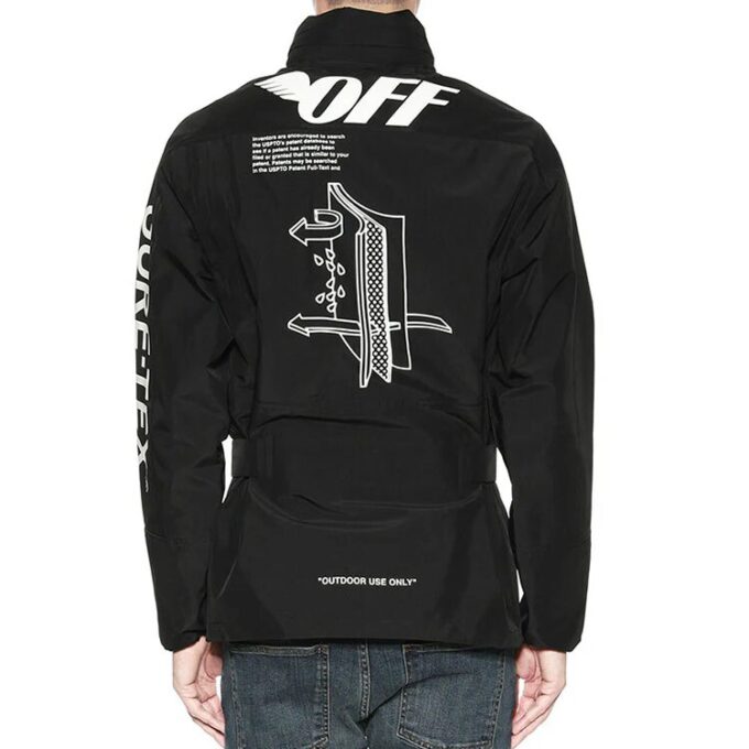 Chaqueta con logo, cuello alto, mangas largas y media cremallera, versión negra