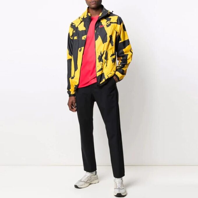 Chaqueta con mangas desmontables y estampado de grafitis, versión amarilla