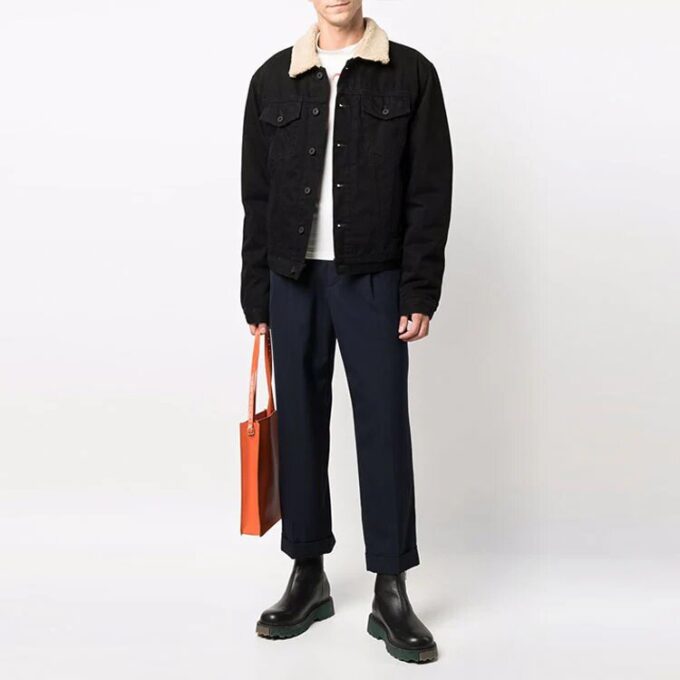 Chaqueta con solapas ecológica FW21, versión negra