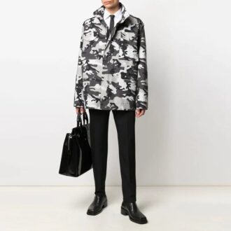 Chaqueta de camuflaje con logotipo para hombre, temporada primavera-verano 2021, corte entallado, color gris