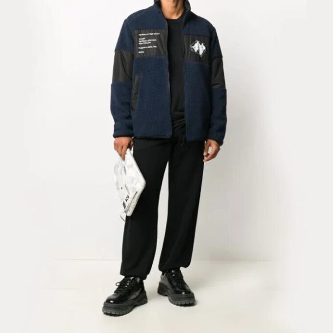 Chaqueta de felpa estampada azul marino